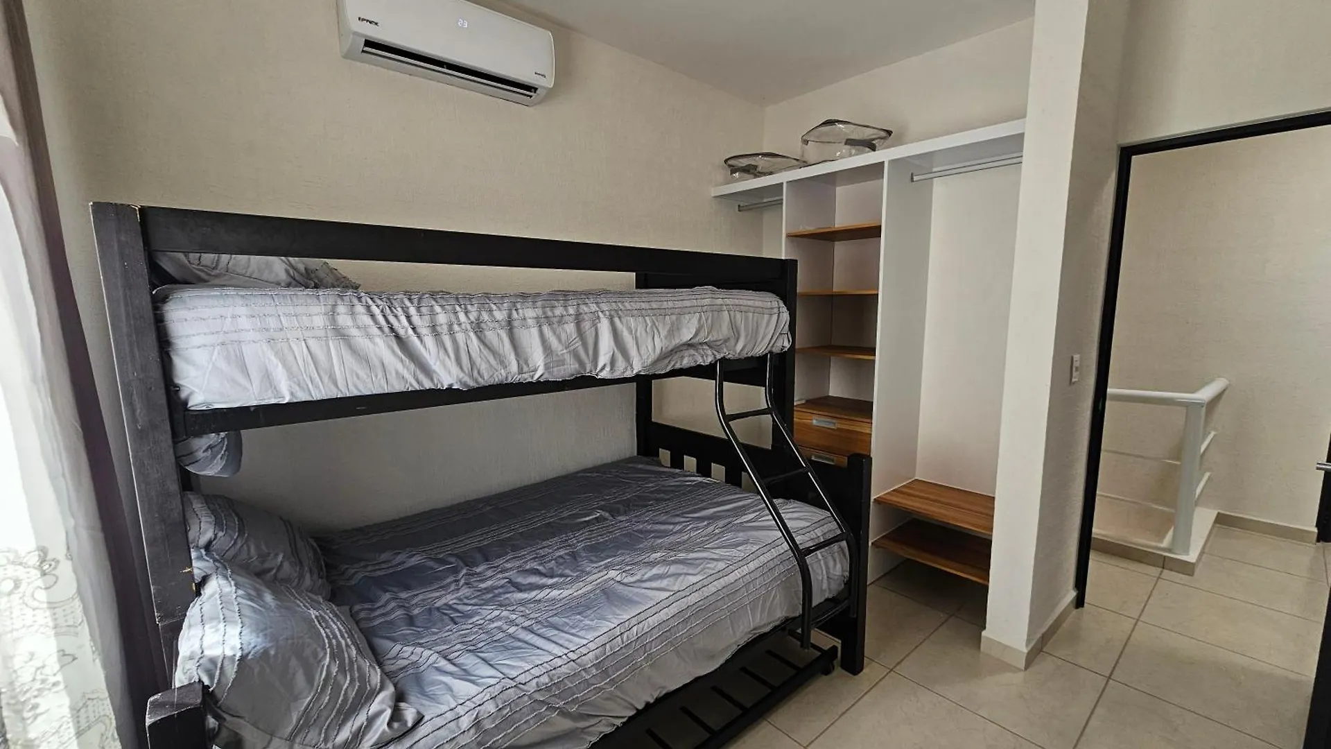 Hermosa Casa Vacacional En Residencial Κανκούν 0*,